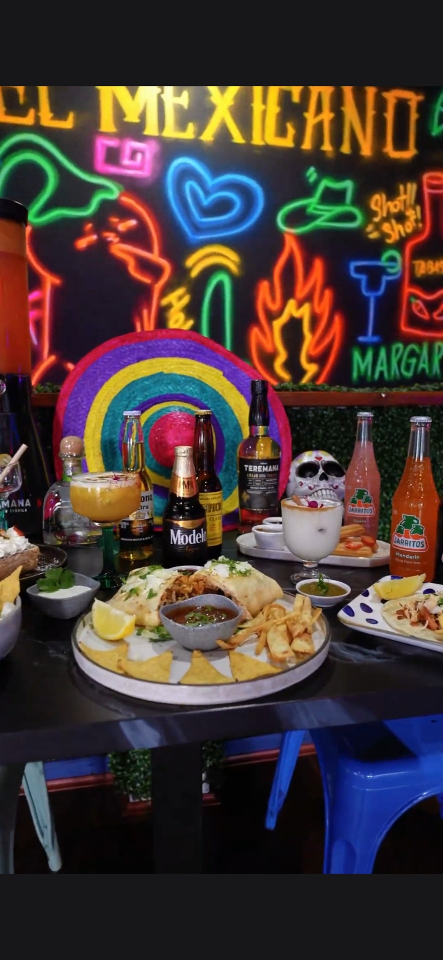 El Mexicano neon sign